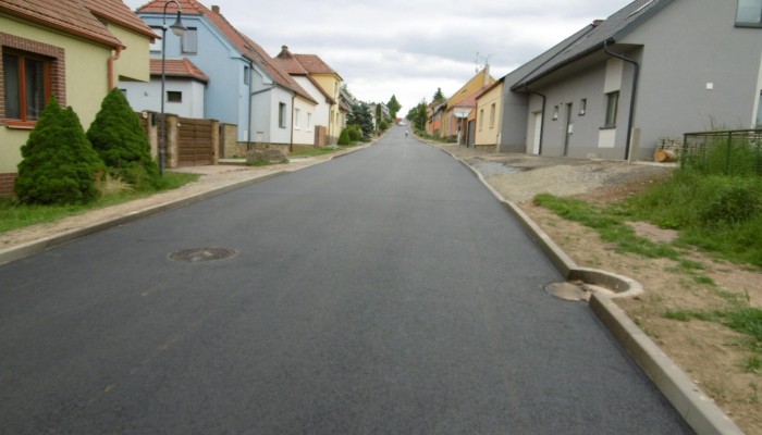 III/39511 Babice u Rosic, ul. Výhon