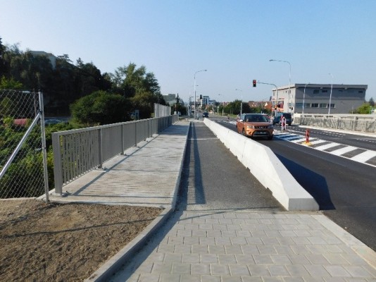 III/37915 Brno, Merhautova, most 37915-2 Studená přes trať