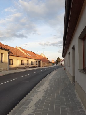 II/152 Hajany - Želešice, 1. stavba, Želešice průtah
