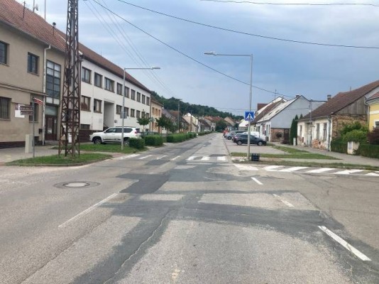 II/420 Hustopeče průtah