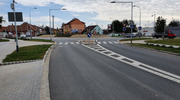 II/416 Pohořelice - okružní křižovatka