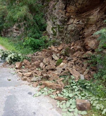 III/40813 Vysočany – Bítov, sanace skal