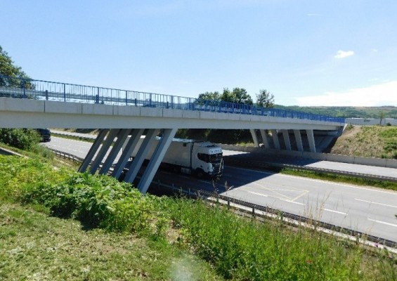 II/416 Měnín - Blučina, most 416-011 (přes D2)