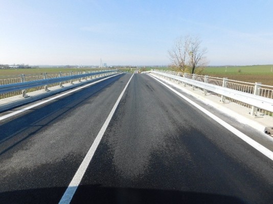 III/41610 Otmarov - Rajhradice, most 41610-4 (přes D2)