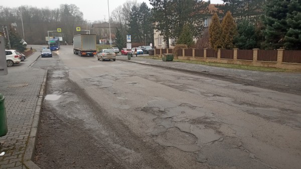 II/395 Zastávka průtah