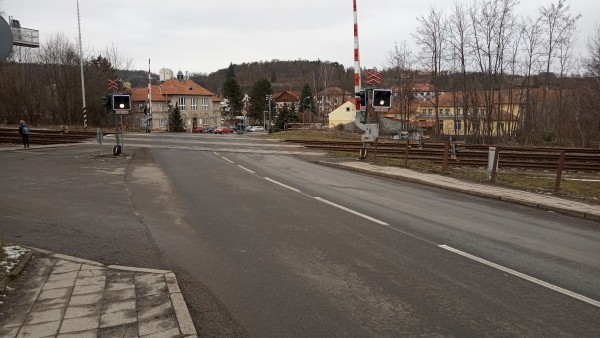 II/395 Zastávka průtah