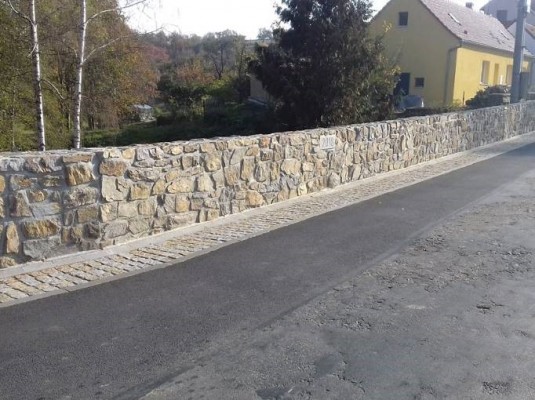 III/3986 Opěrná zeď Boskovštejn