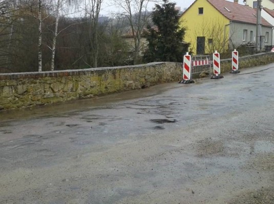 III/3986 Opěrná zeď Boskovštejn