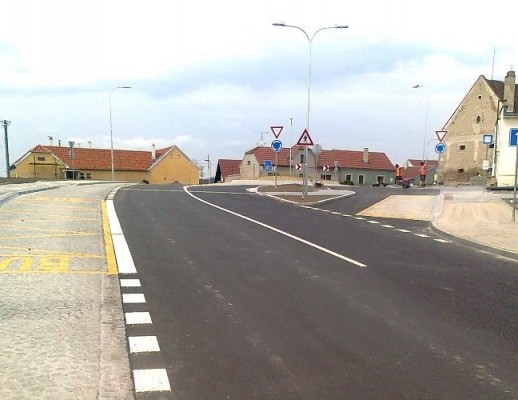 III/40819 Hradiště průtah