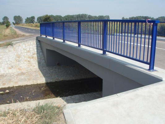 III/4995 Hroznová Lhota most ev.č. 4995–2