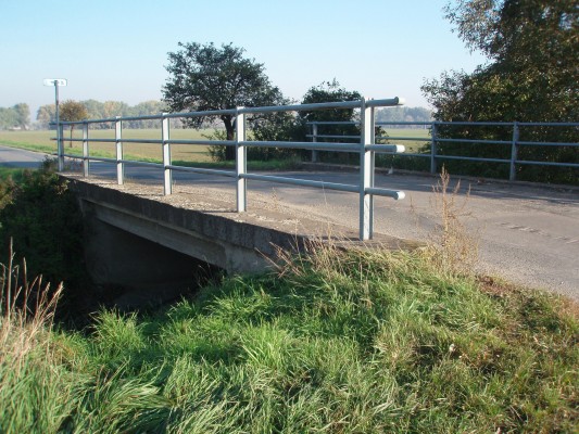 III/4995 Hroznová Lhota most ev.č. 4995–2