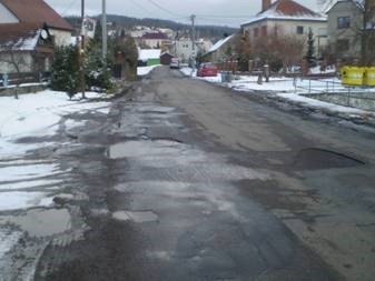 II/379 Lipůvka průtah