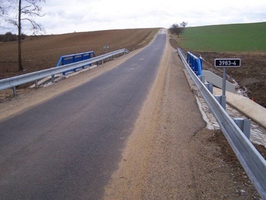 III/3983  Medlice most ev.č. 3983-4