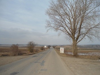 II/430, III/3833 Mokrá - okružní křižovatka