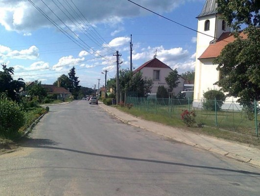 III/40832, III/40833 Mramotice průtah