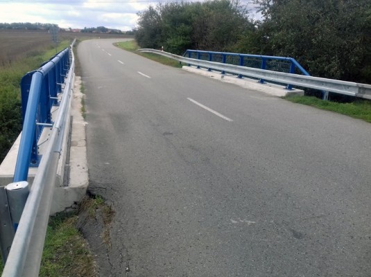 Mosty - osazení zábradelních svodidel