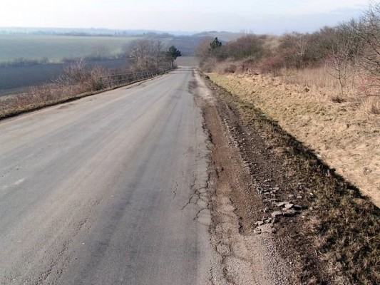 III/4194 Slavkov – Vážany n/Litavou