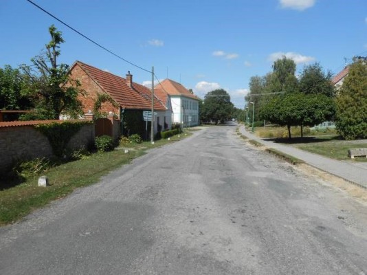 III/49918 Hrubá Vrbka průtah